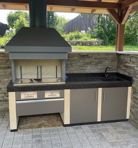 модульный комплекс барбекю из камня